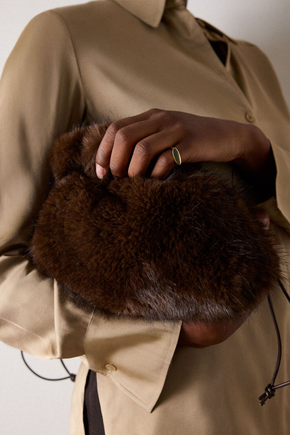 Drawstring Faux Fur Bag