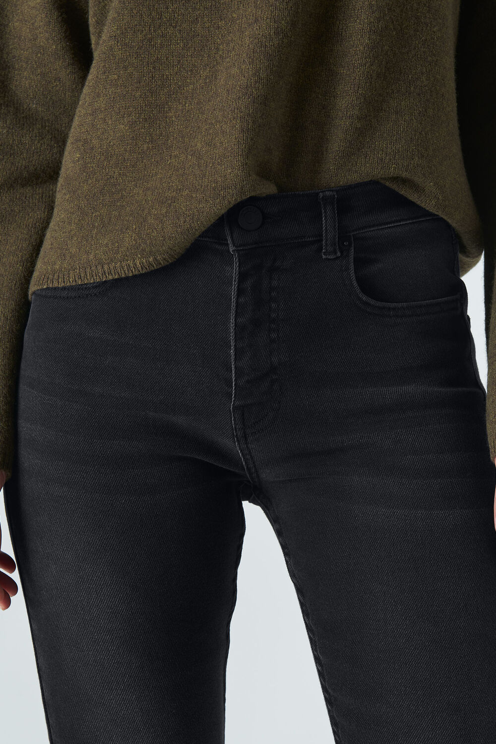 Black Stretch Sculpt Skinny Jean