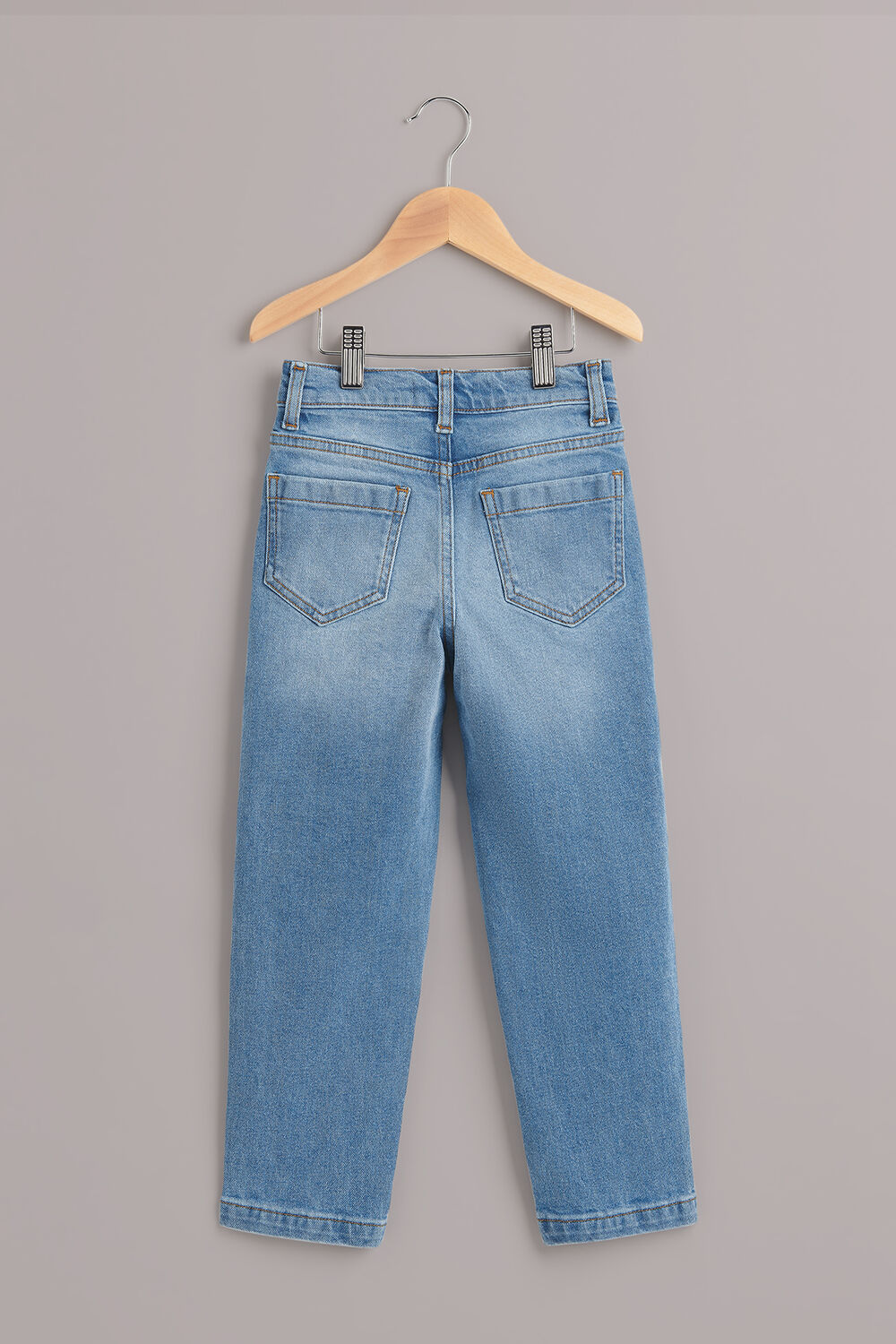 Stretch Barrel Leg Jean