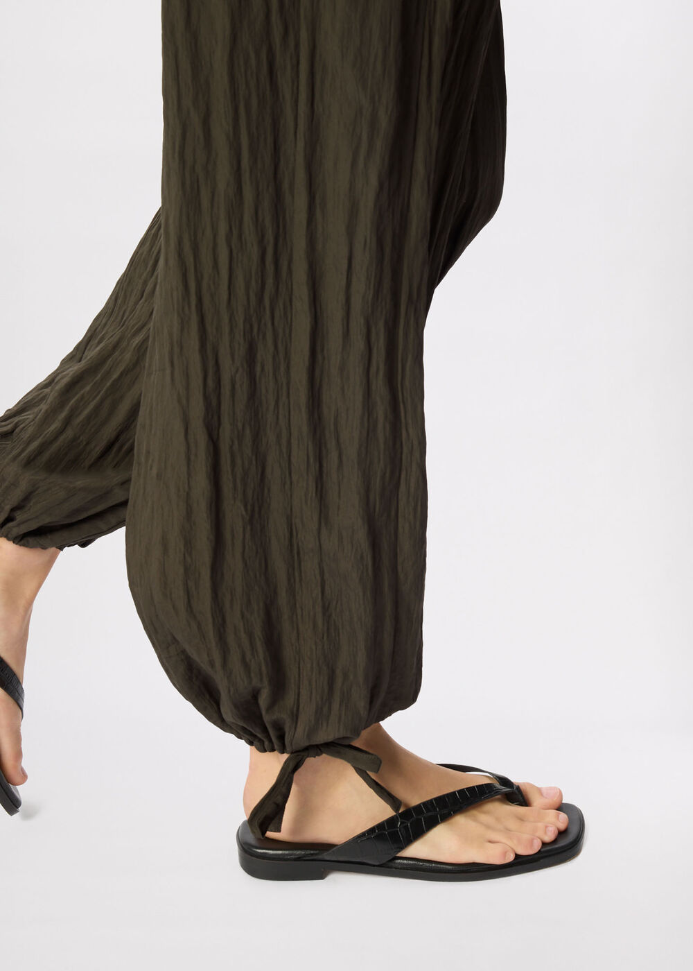 Balloon Tie Hem Trousers