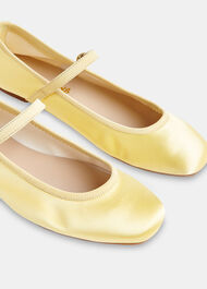 Hai Honoree Shoe