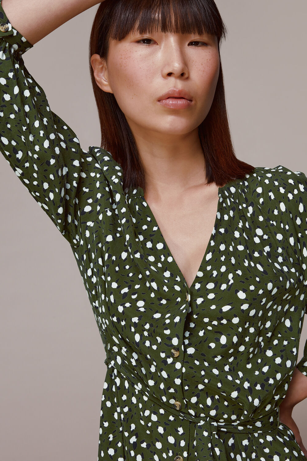 Livi Wild Leopard Midi Dress
