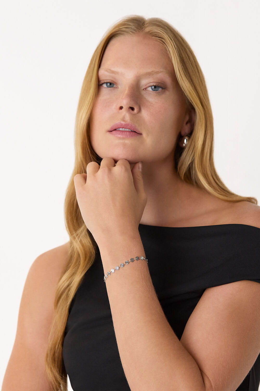 Silver Textured Circle Chain Bracelet