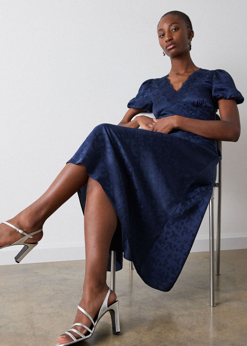 Jacquard V Neck Midi Dress