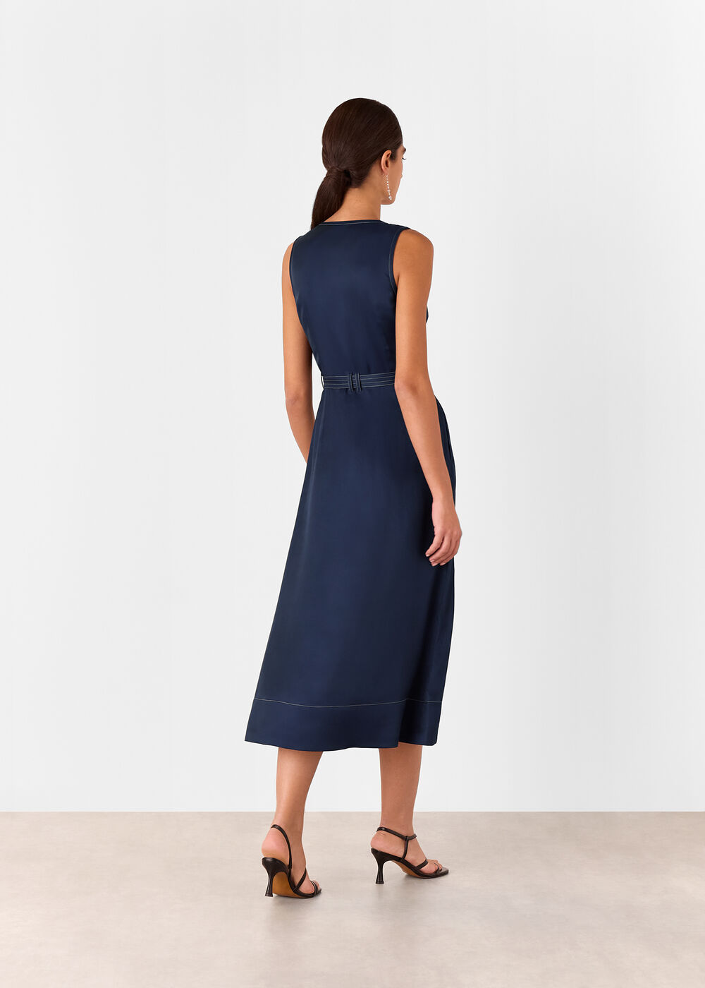 Karina Sleeveless Midi Dress