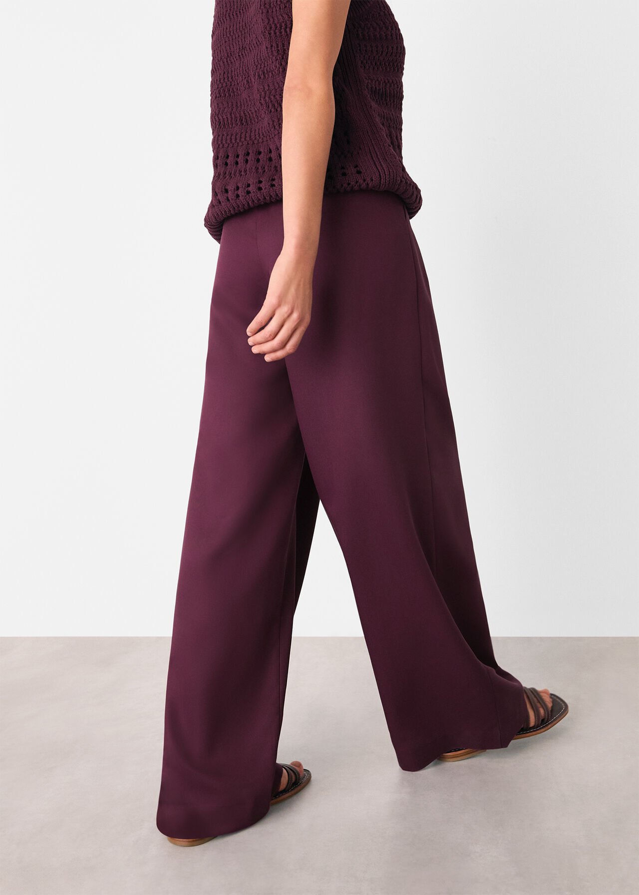 Pleat Front Relaxed Trouser