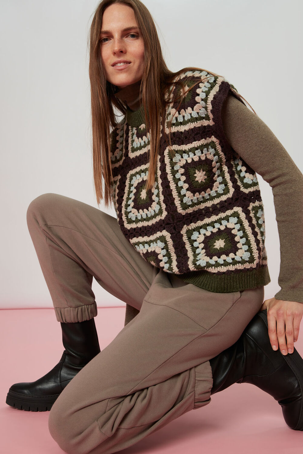Pleat Detail Jogger
