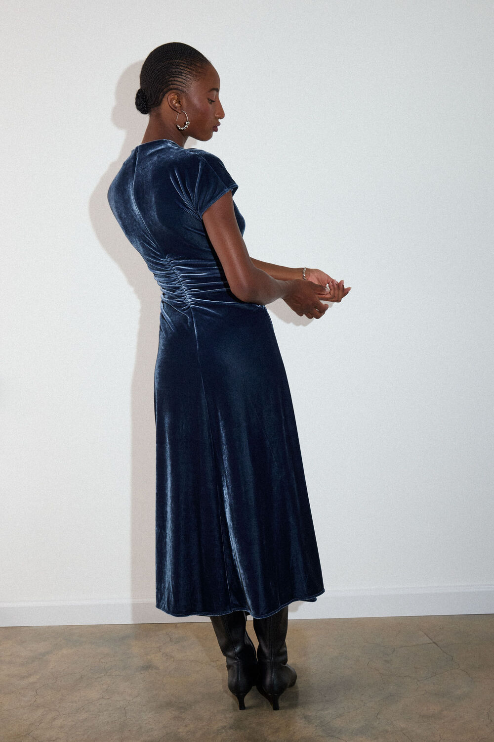 Navy Petite Velvet Ruched Midi Dress