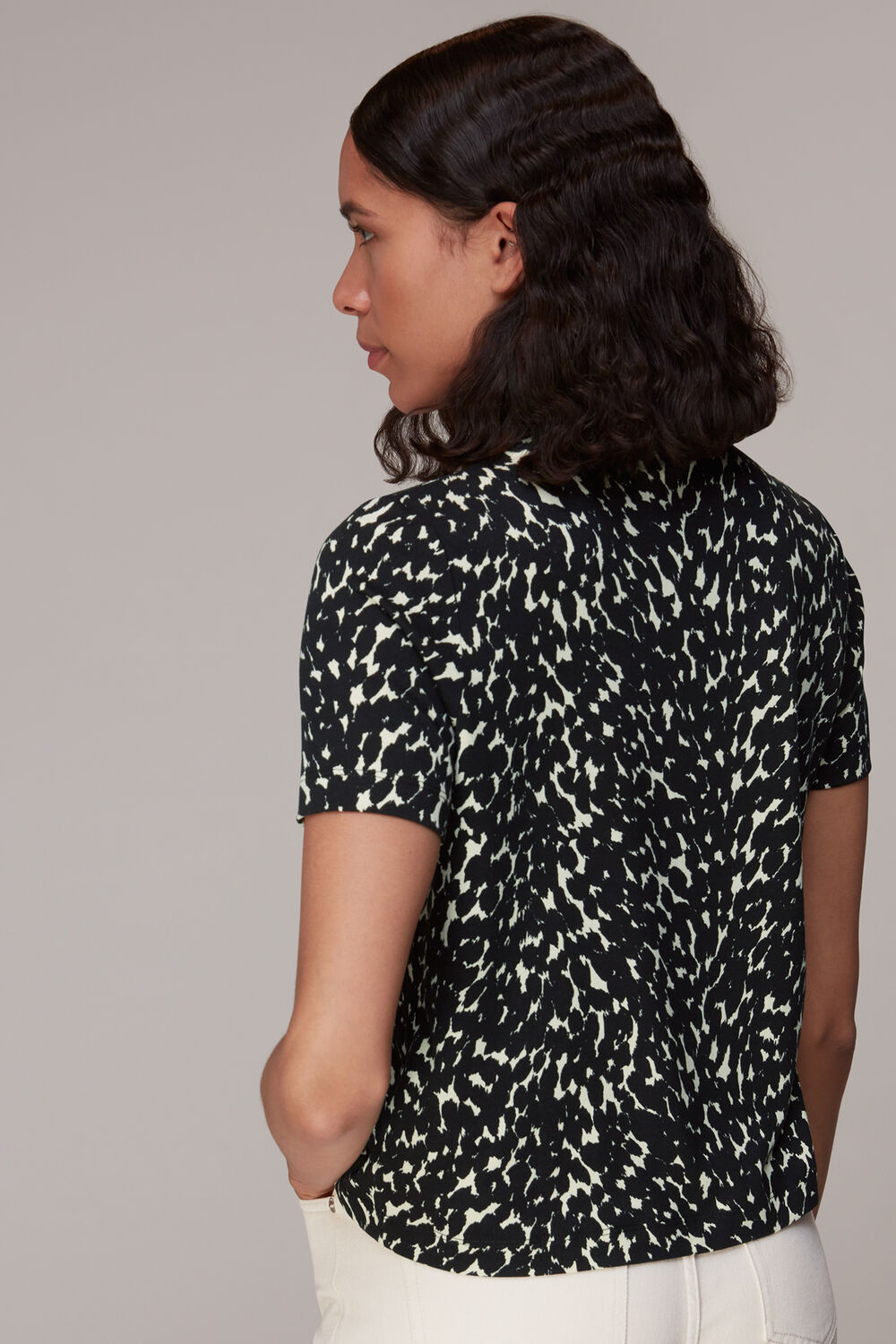 Sahara Cat Keyhole Tee