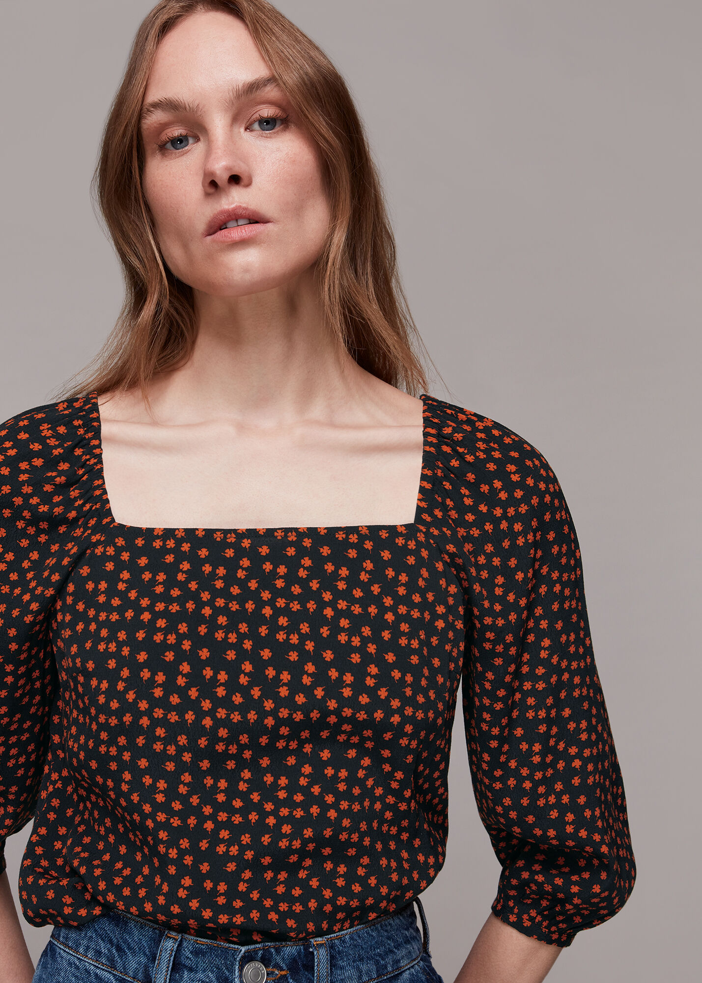 ウィッスルズ WHISTLES Dainty Floral Blanche Top （Black/Multi） Black/Multi Dainty Floral Blanche Top | WHISTLES | Whistles US |