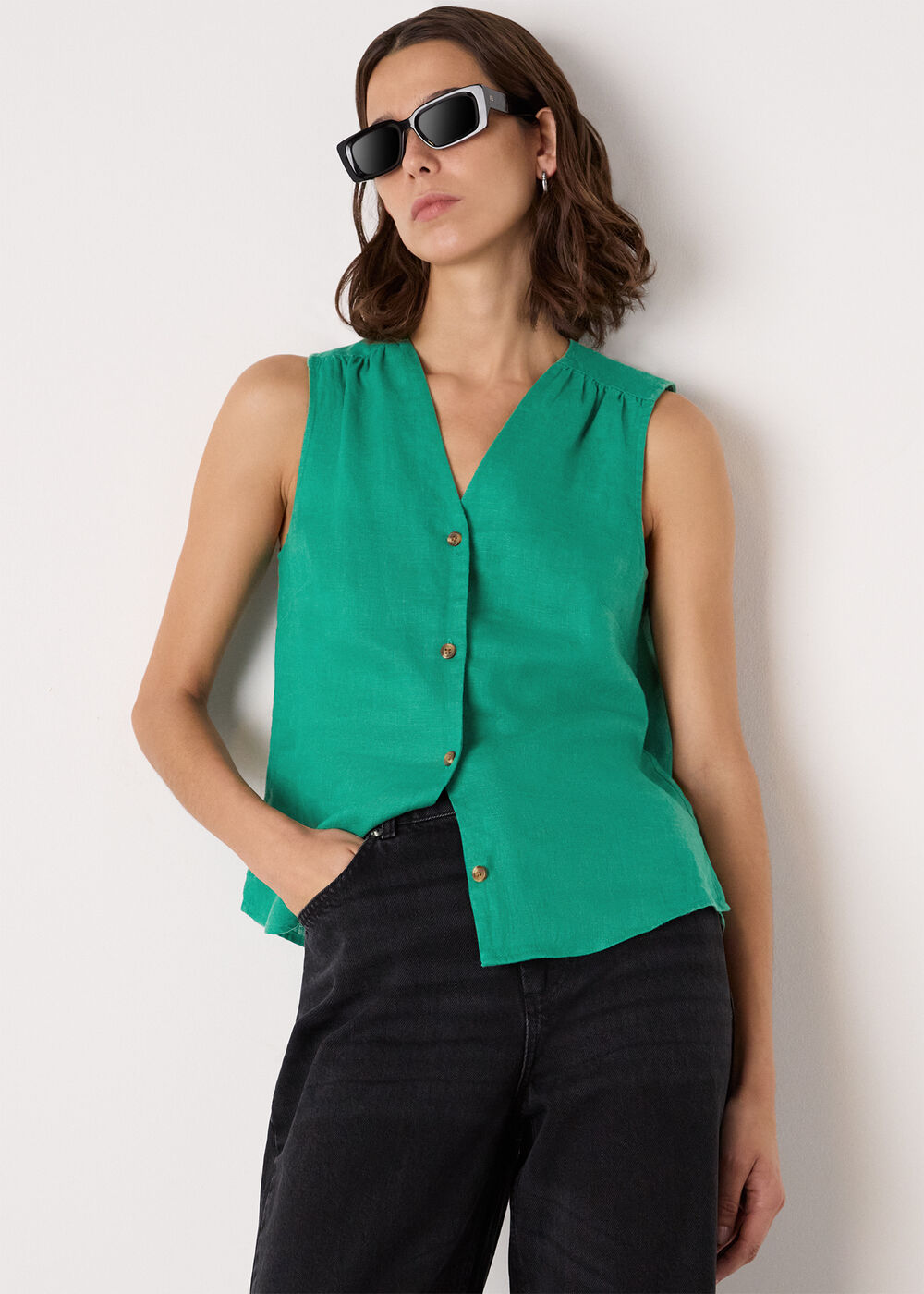 Laura Linen Tank