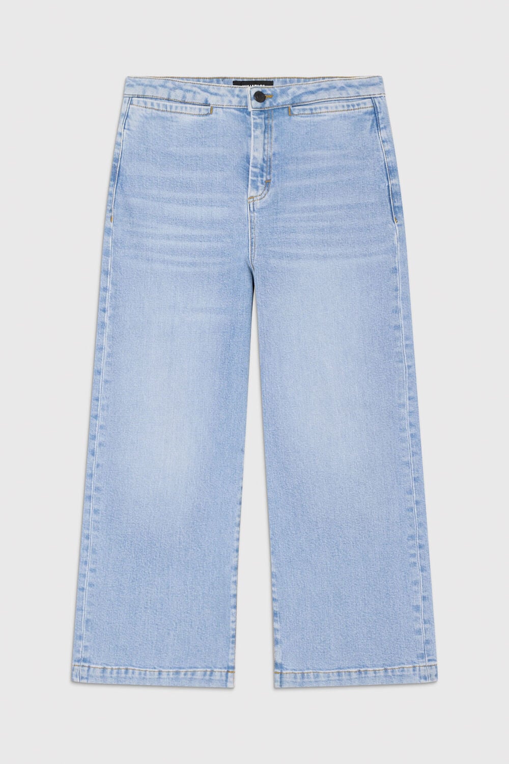 Light Wash Stretch Straight Ankle Jean