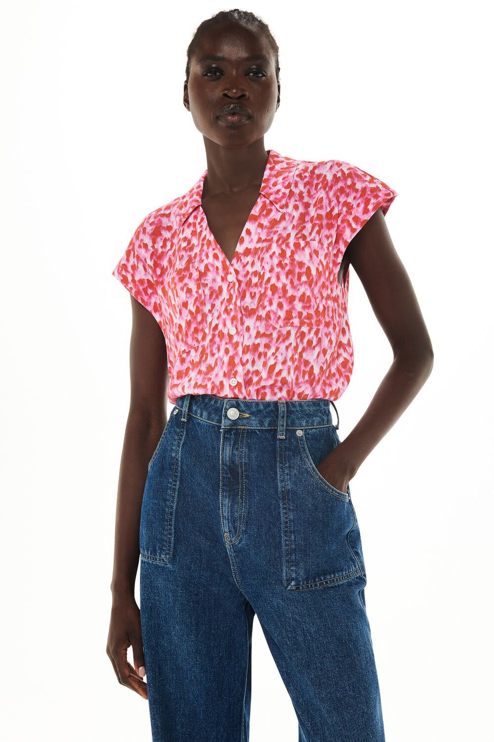 Pink Blurred Strokes Print Shirt