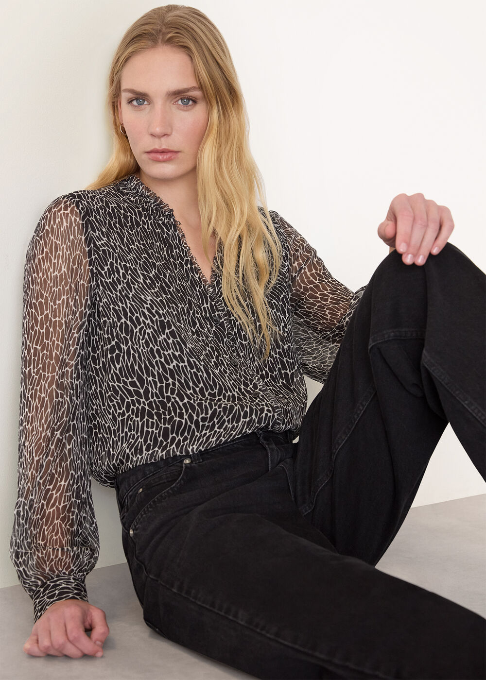 Dragonfly Long Sleeve Blouse