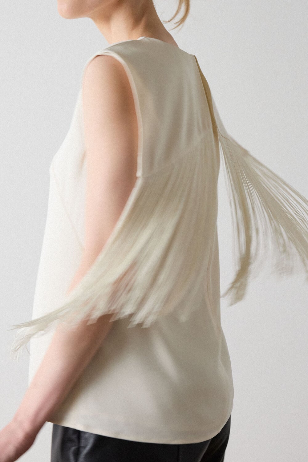 Fringe Back Sleeveless Top
