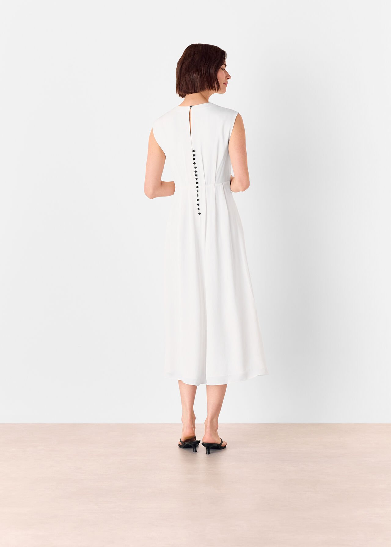 Crepe Sleeveless Midi Dress