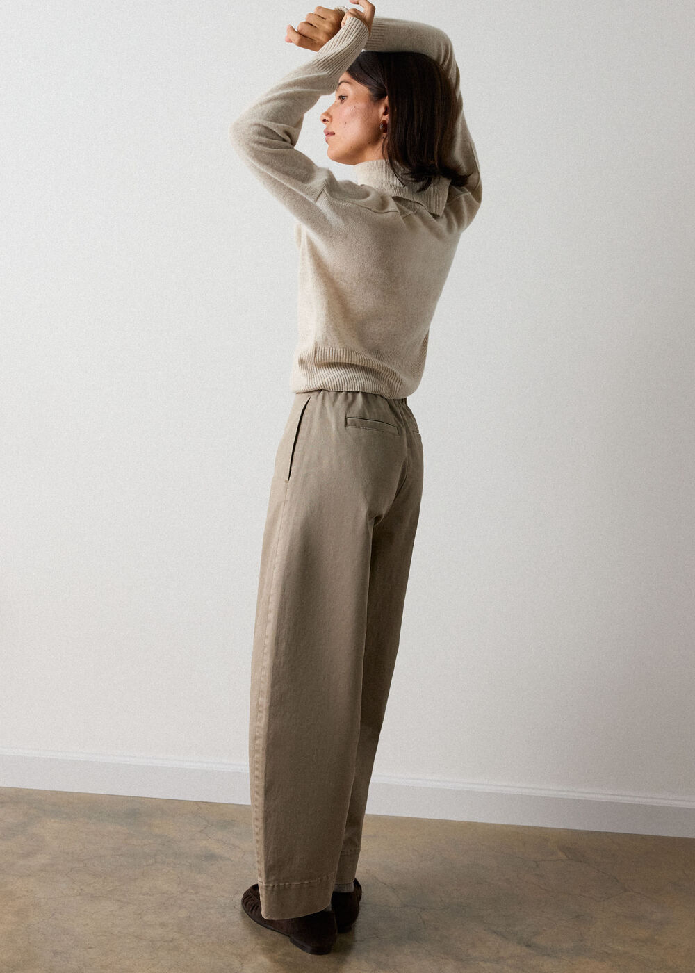 Beige Clean Cotton Barrel Trouser