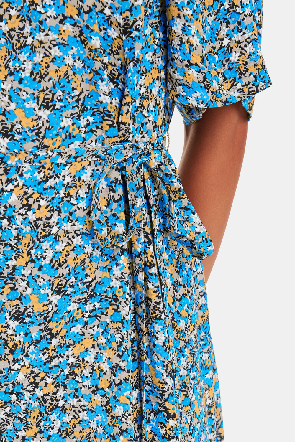 Ditsy Bouquet Midi Dress