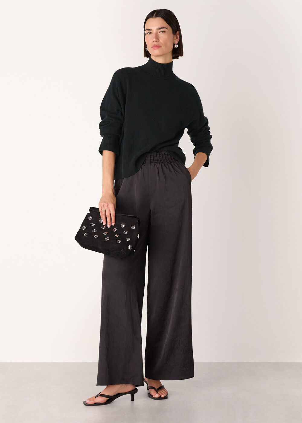 Cashmere Funnel Neck