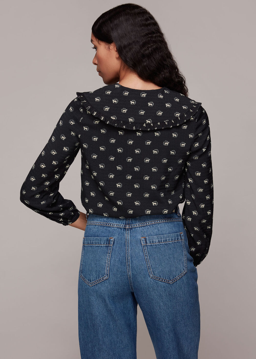 Horseshoe Print Collar Top