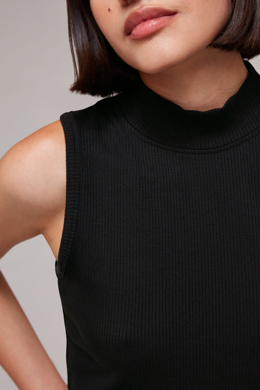 Ribbed Keyhole Tank