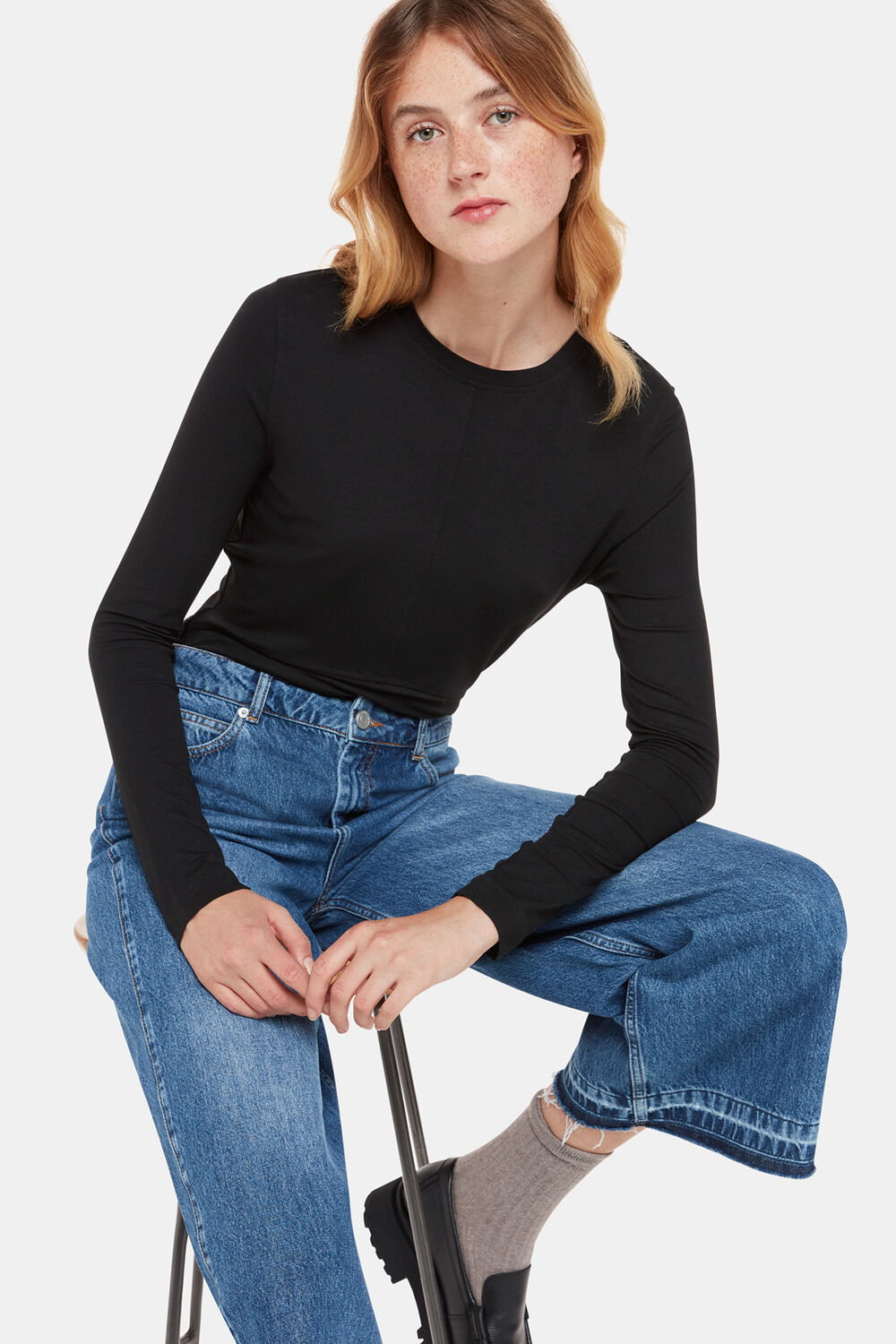 Black Curve Seam Detail Top