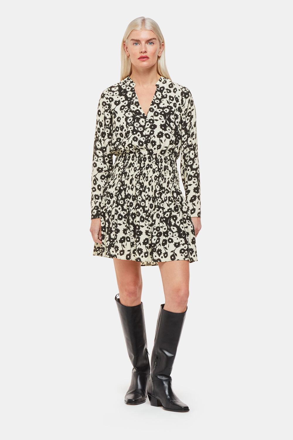 Petite Riley Floral Shirred Dress