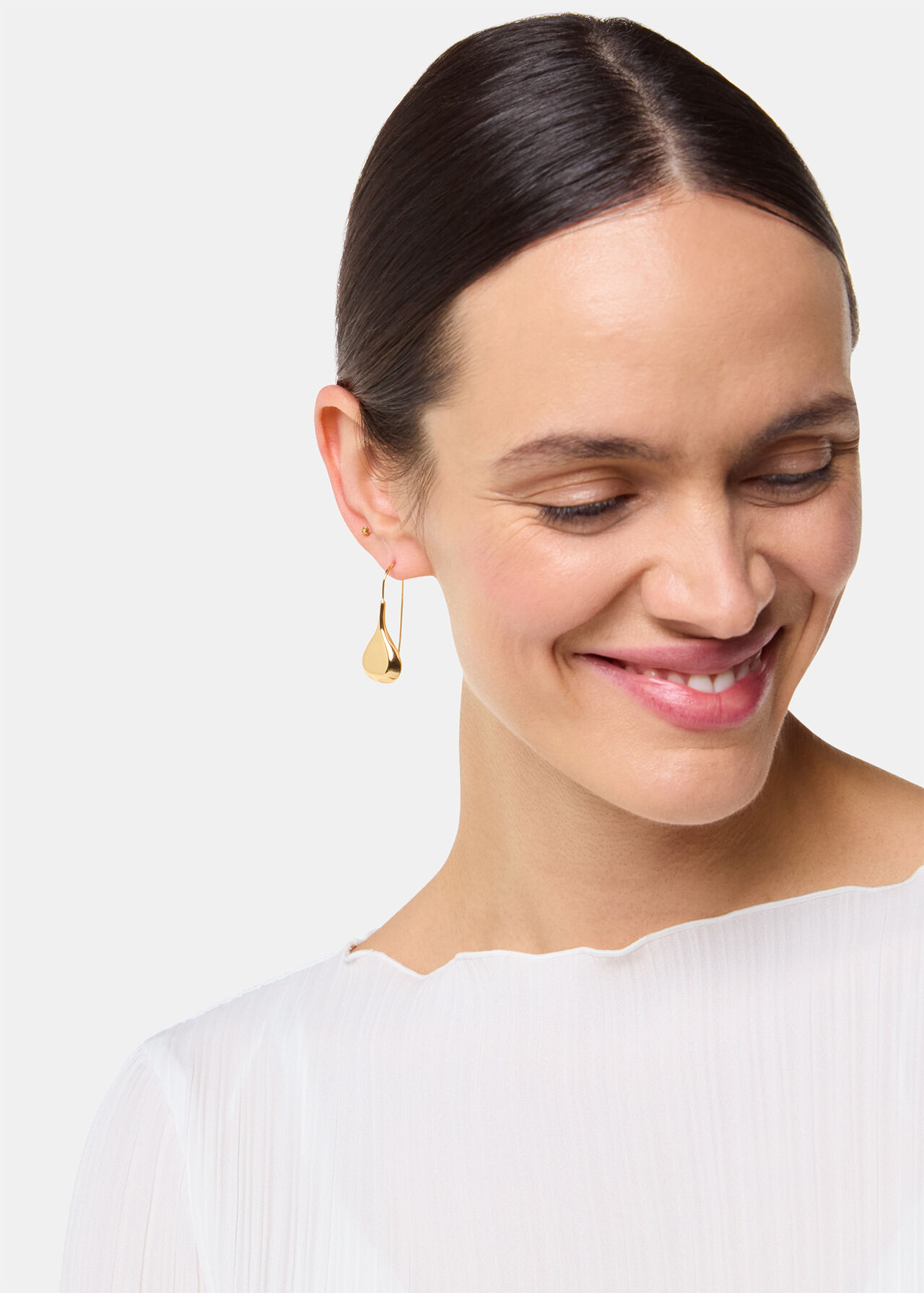 Flat Teardrop Wire Earring