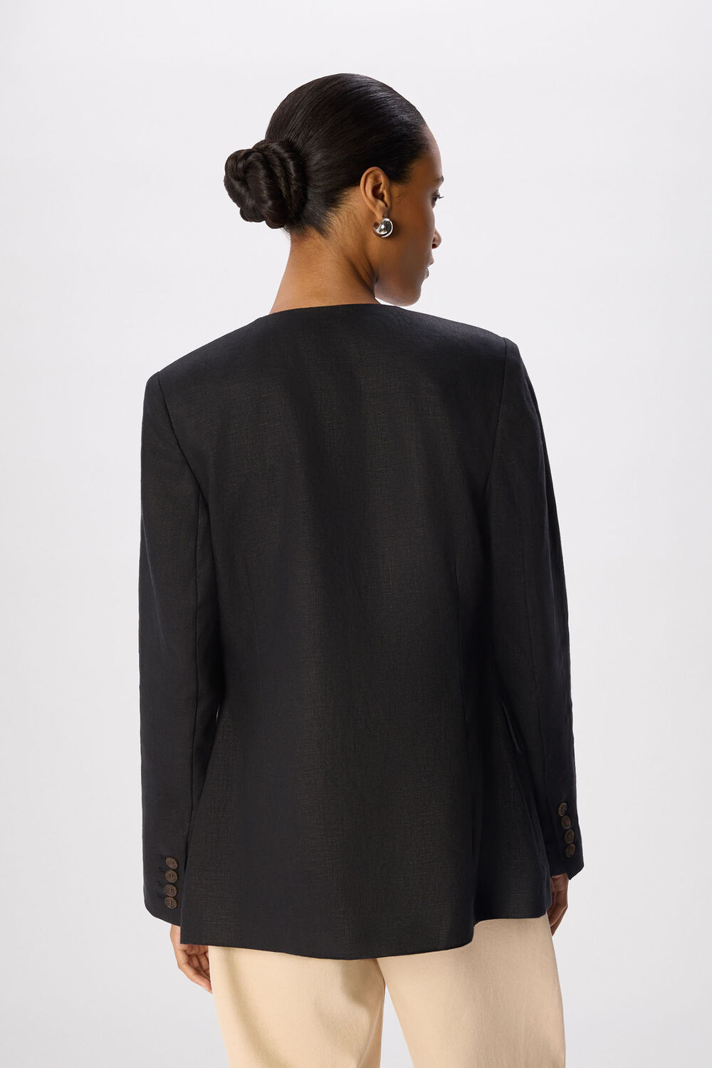 Black Petite Collarless Linen Blazer