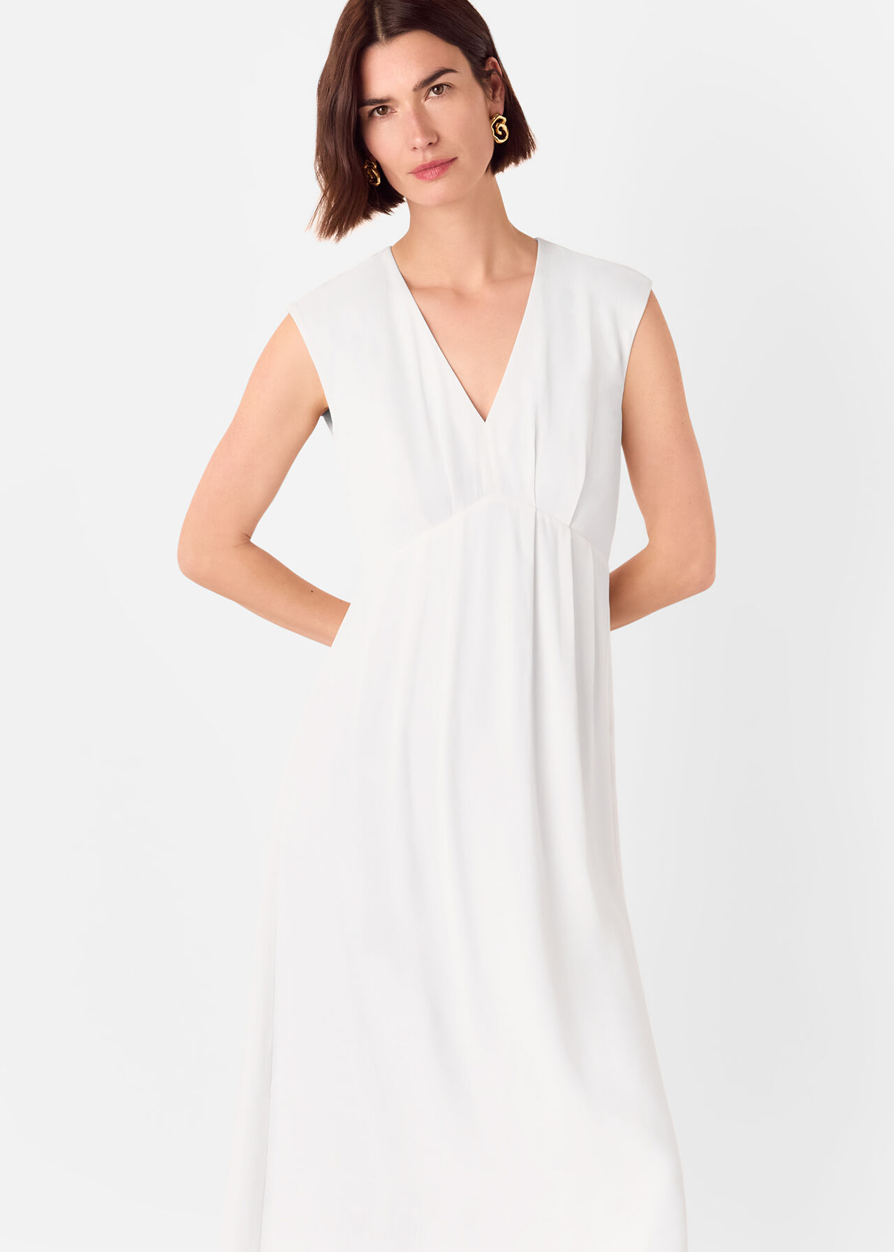 Crepe Sleeveless Midi Dress
