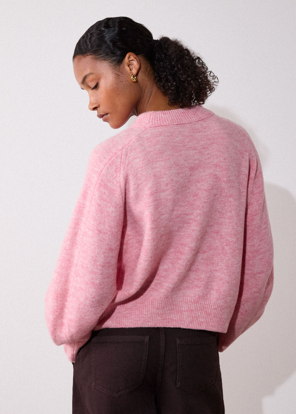 Wool Mix Curved Hem Knit