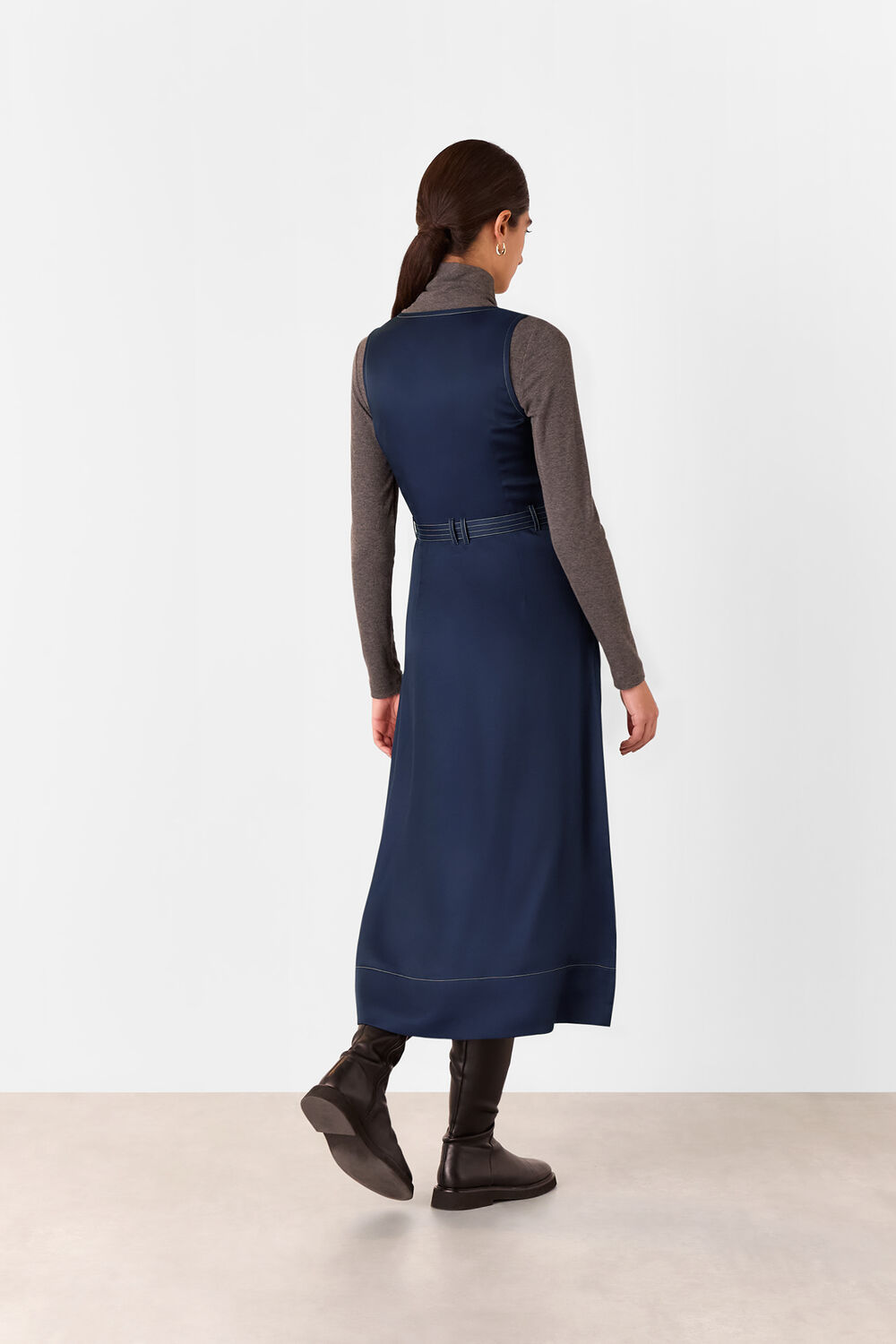 Karina Sleeveless Midi Dress
