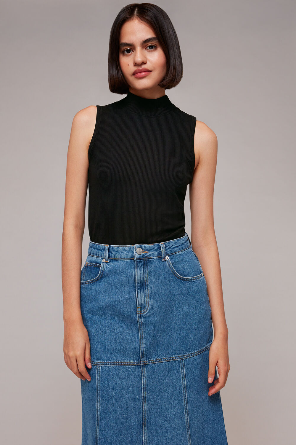 Ribbed Keyhole Tank