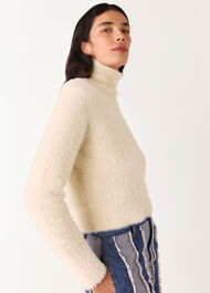 Isla Cropped Fluffy High Neck
