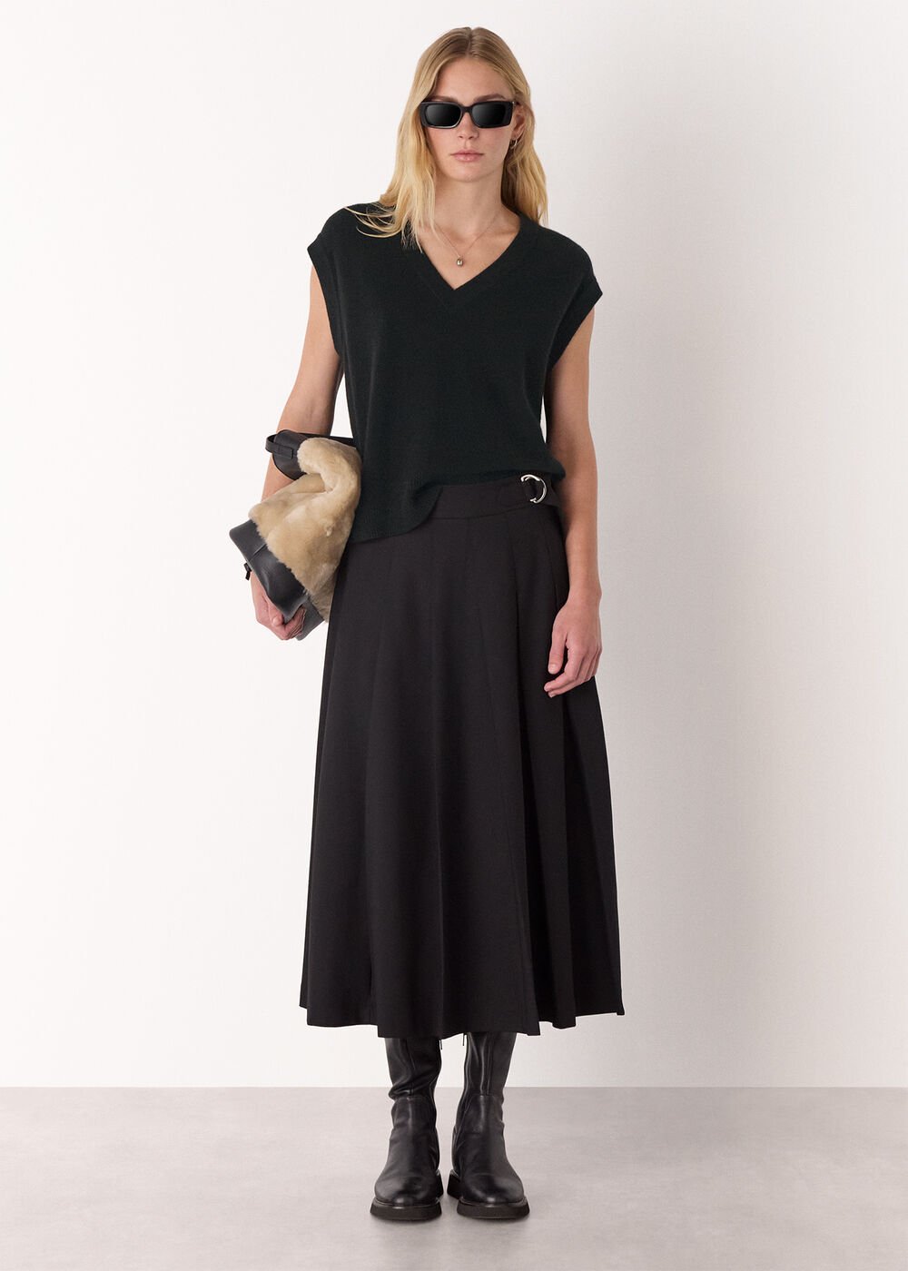 Cashmere V Neck Tank