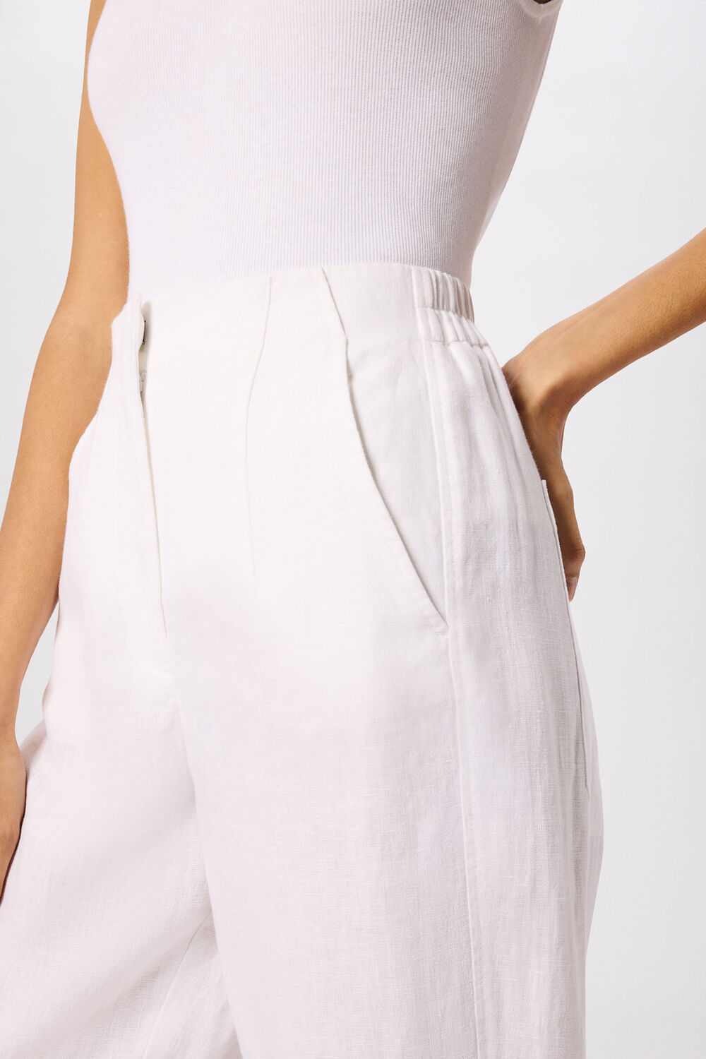 White Linen Barrel Leg Trouser