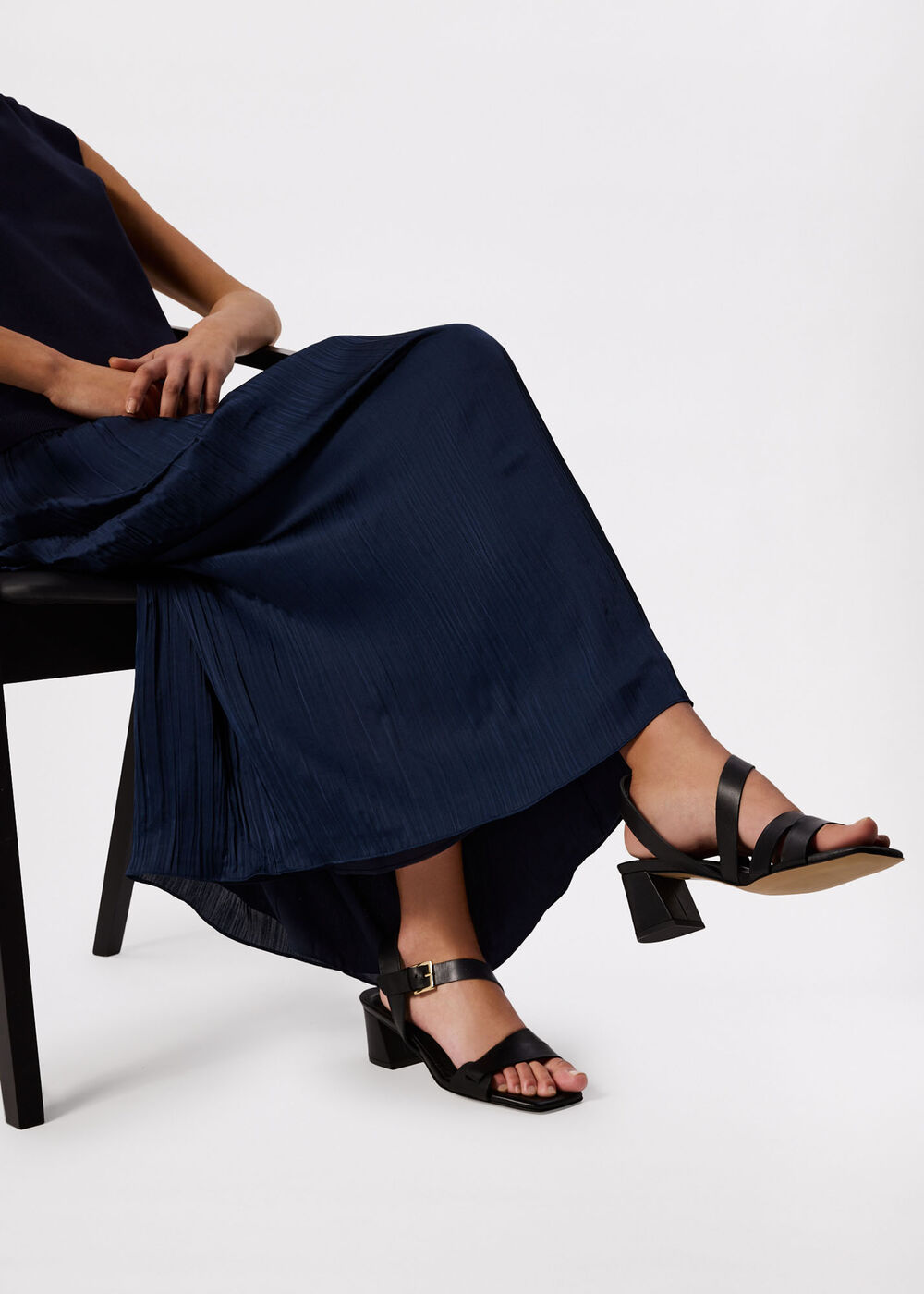 Block Heel Buckle Sandal