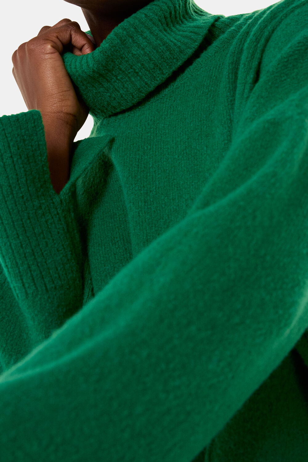 Wool Mix Roll Neck Knit