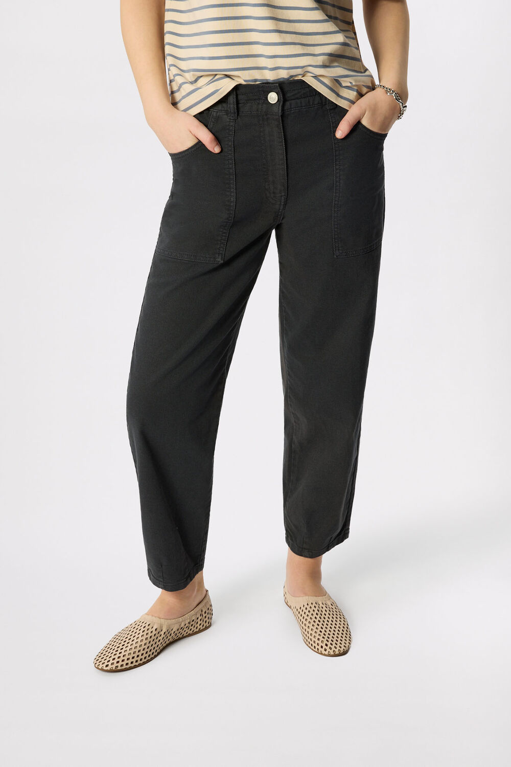 Black Tessa Casual Pants&nbsp;