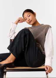 Petite Authentic Barrel Leg Jean