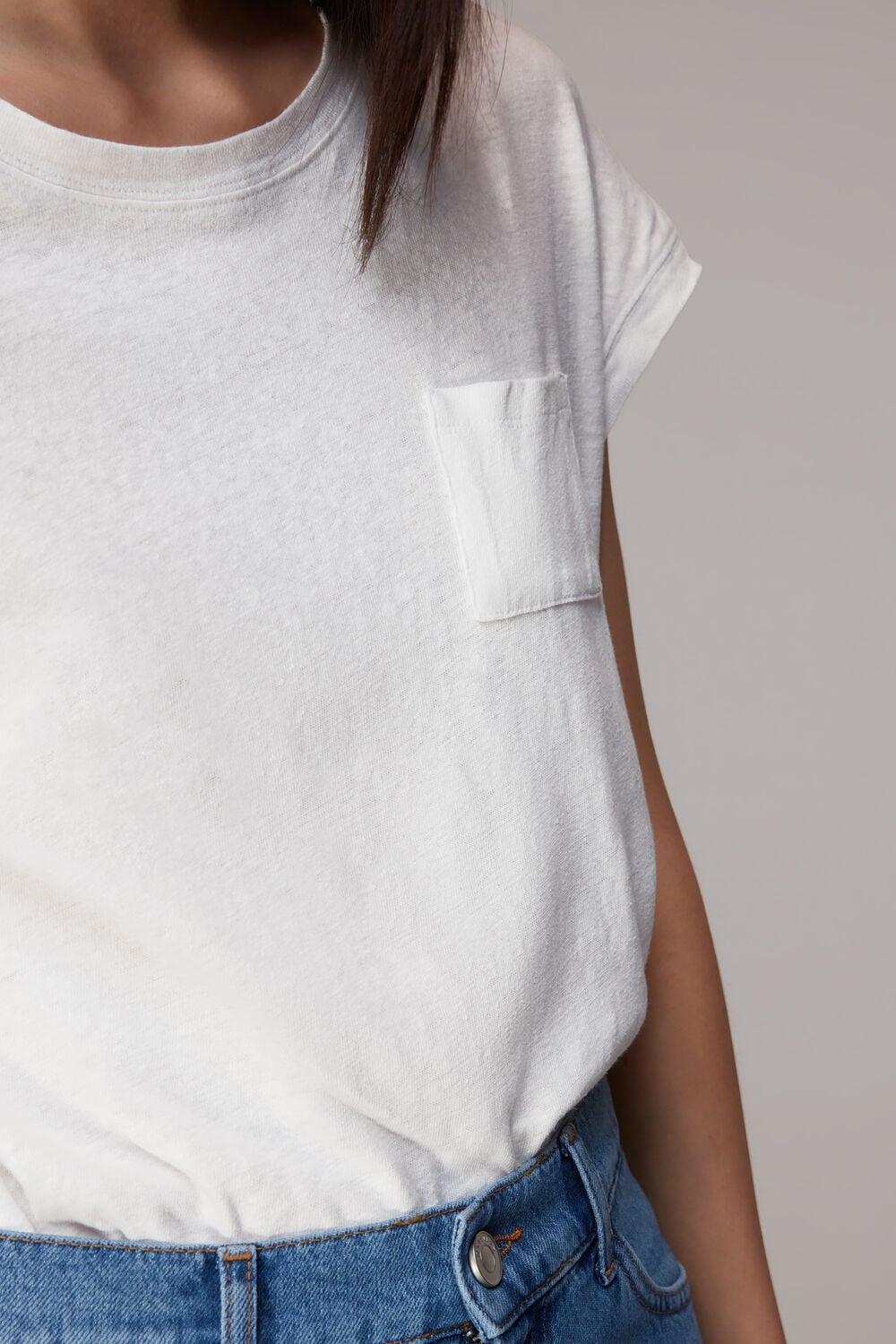 Ember Linen Mix Pocket Tee