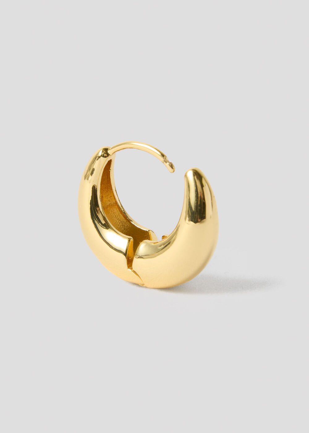 Gold Curved Huggie Hoop