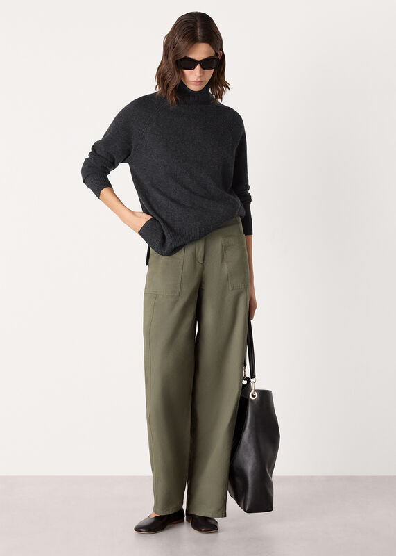 Dark Grey Cashmere Turtleneck Sweater