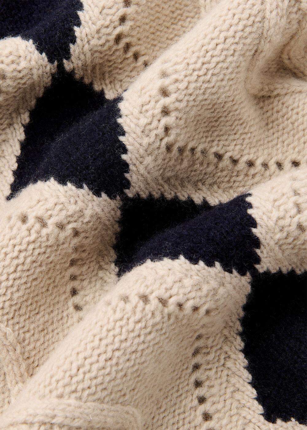 Diamond Cable Wool Detail Knit