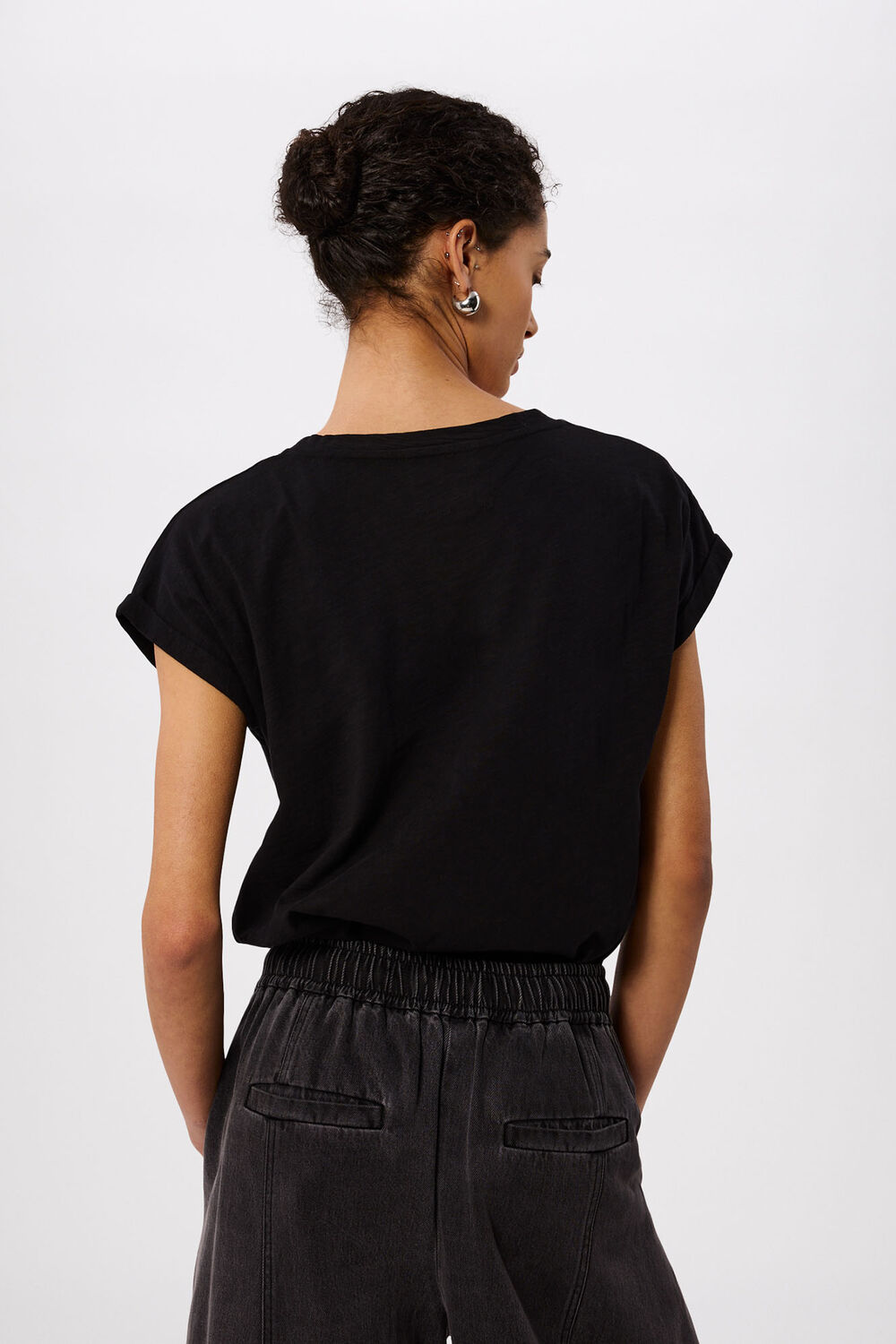 Black Willa V-Neck Cap Sleeve Tee