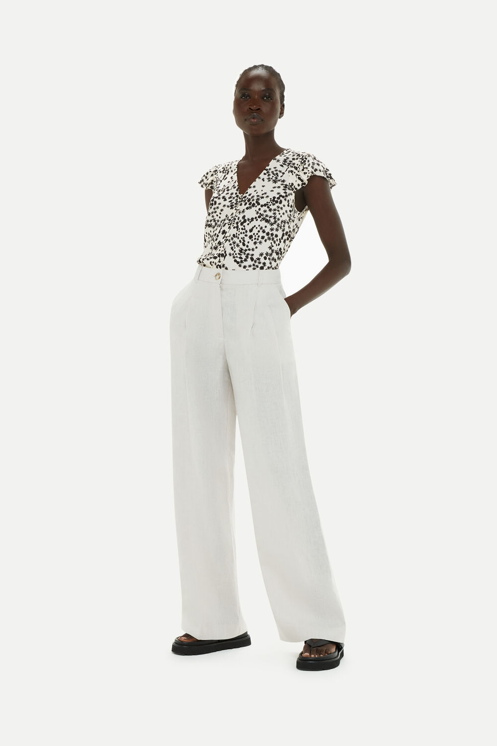 Black Dandelion Floral Frill Top