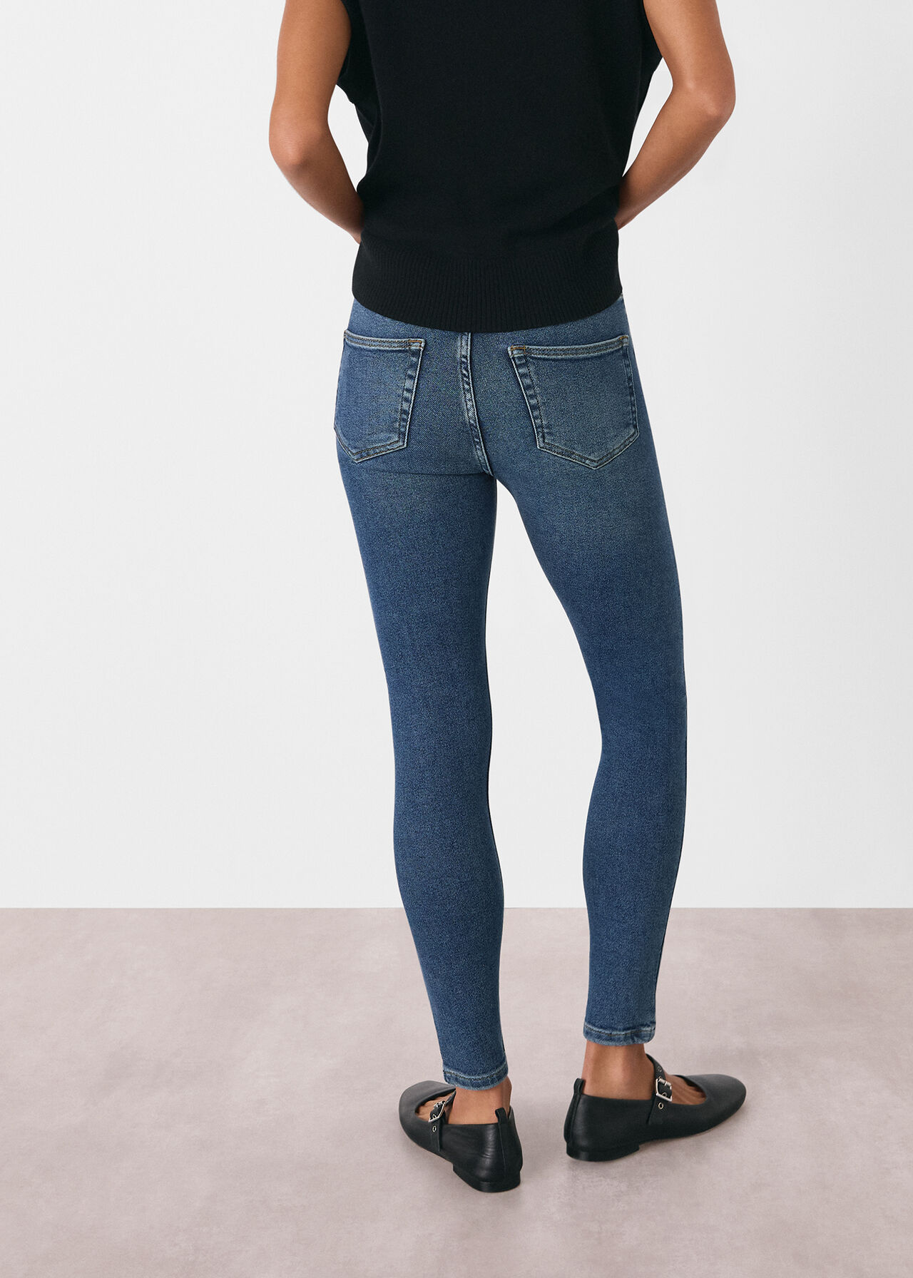 Stretch Sculpted Skinny Jean