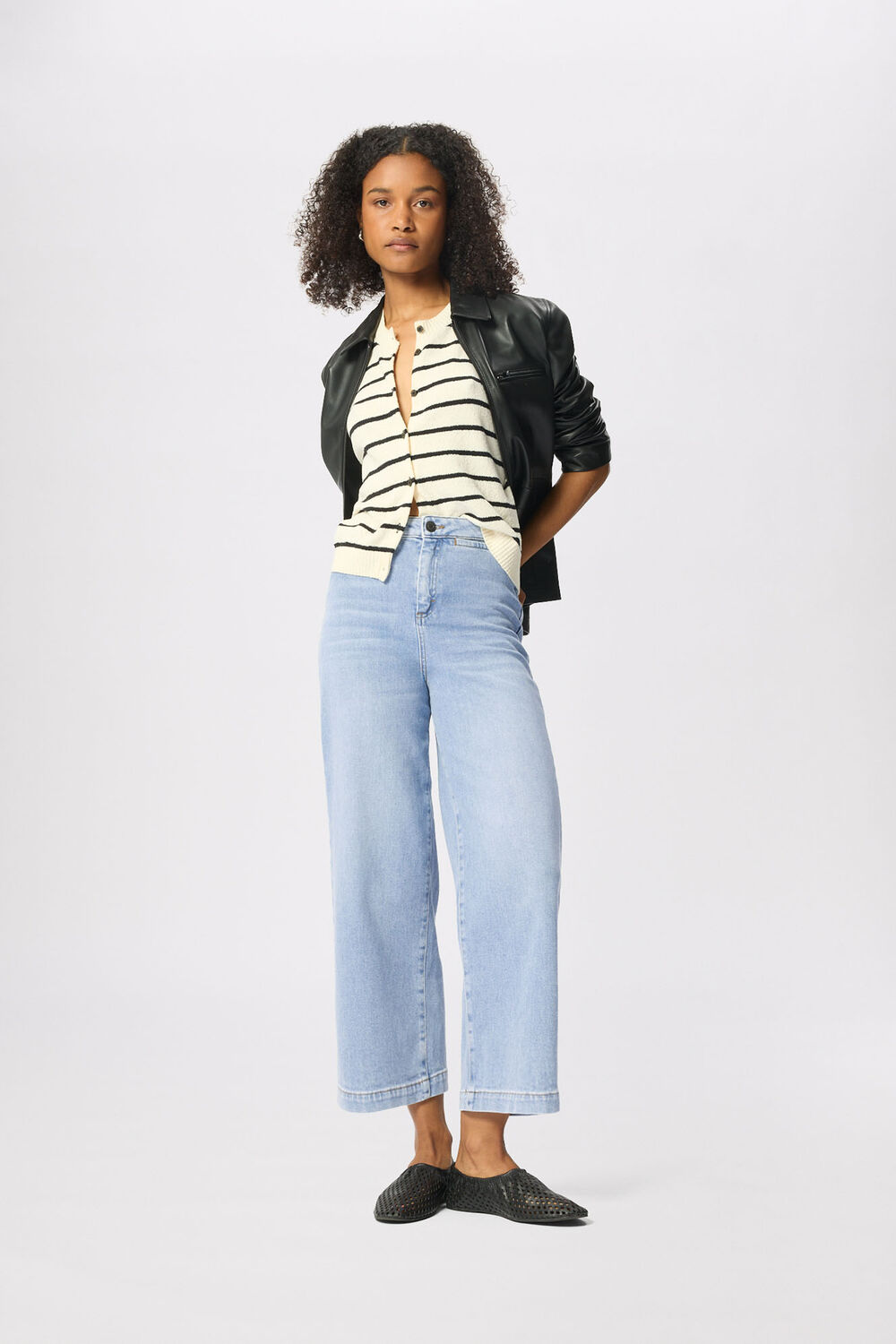 Light Wash Stretch Straight Ankle Jean