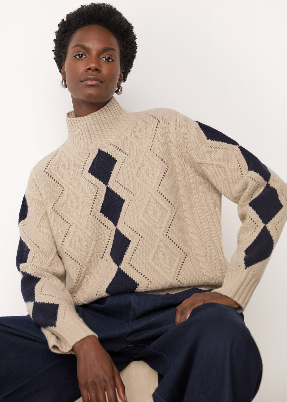 Diamond Cable Wool Detail Knit