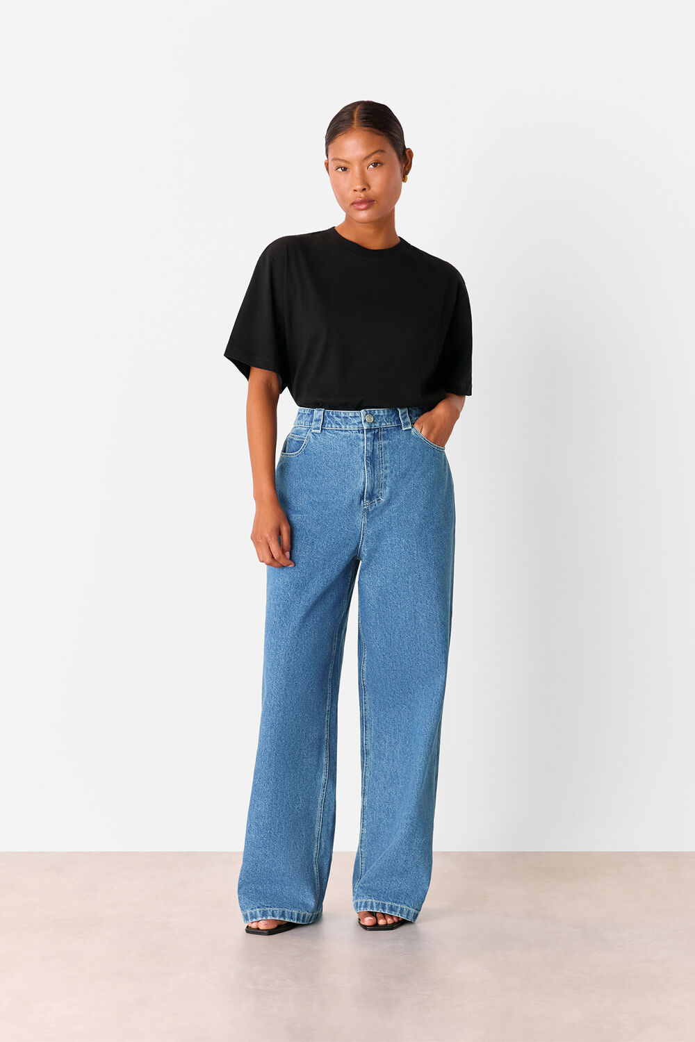 Petite Relaxed Straight Leg Jean